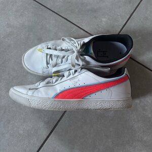 Puma Clyde Airbrush Men’s sneakers